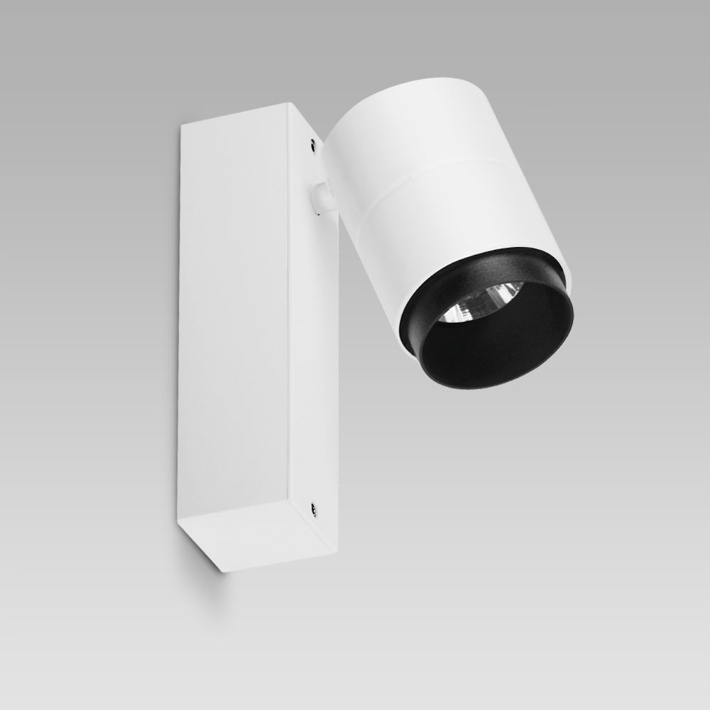 Wall-mounted spotlight, that can also be installed on tracks, with compact design and high lighting performance