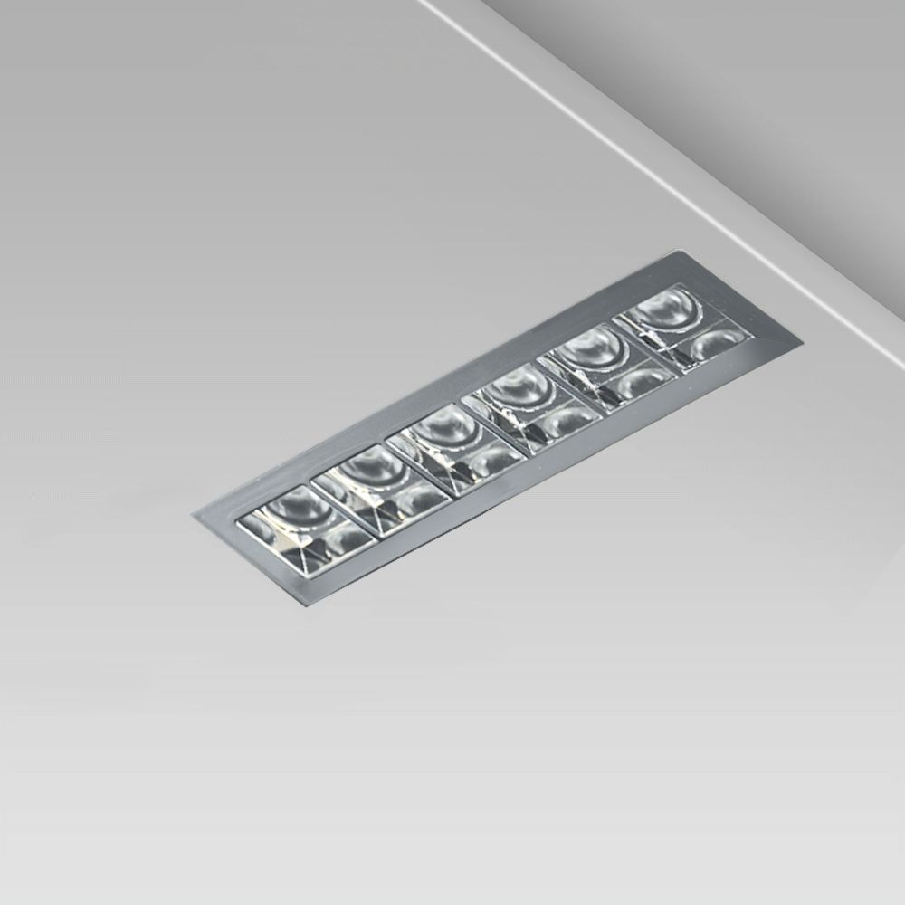 Incasso a soffitto lineare dal design minimalista per l'illuminazione di interni, senza cornice e con ottica quadrata metallizzata UGR<16